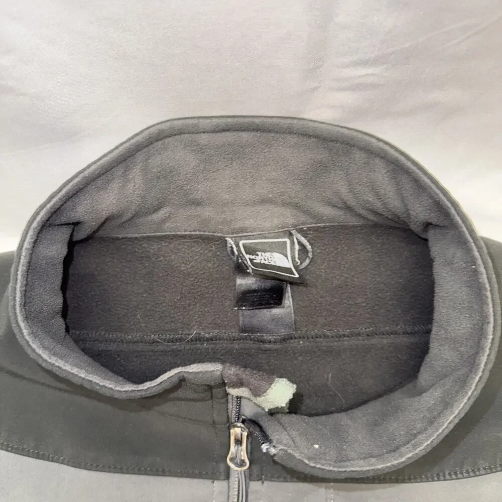 Men’s‎ North Face Soft Shell Jacket Black/Gray Size: XL